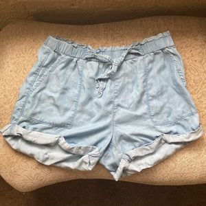 Light blue Aerie tie-front elastic waist shorts